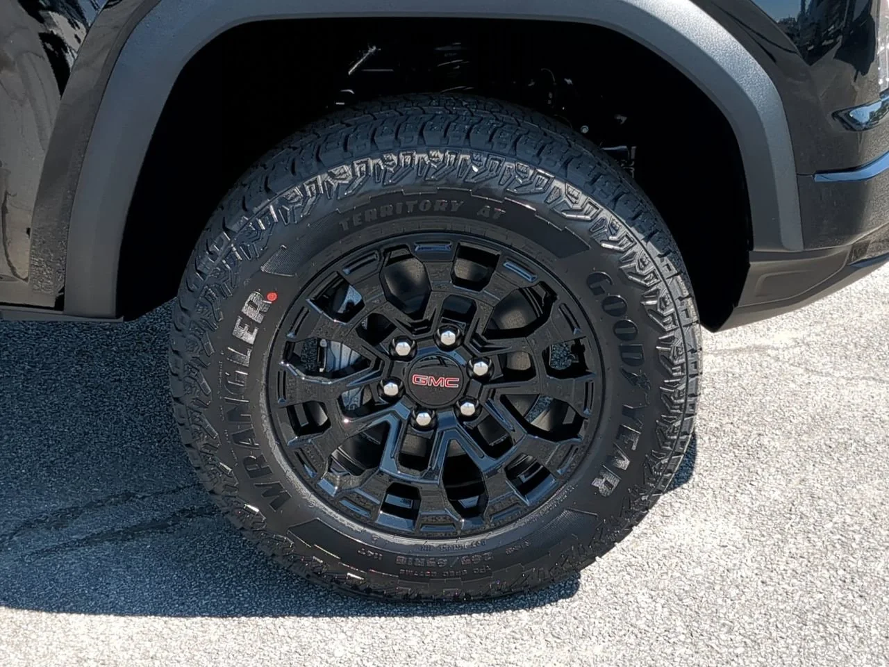 2026 GMC Canyon Elevation - Photo 10