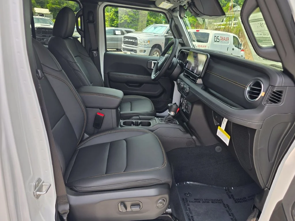 New 2026 White Jeep Sahara image 25
