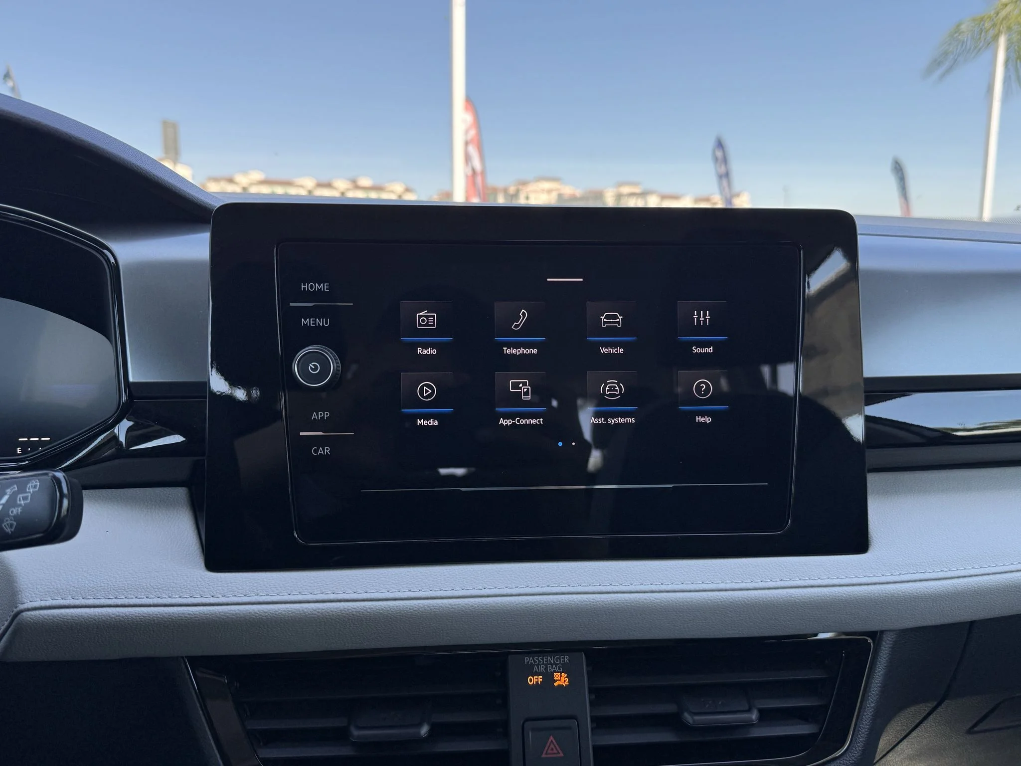 New 2026 Platinum Gray Metallic Volkswagen S image 21