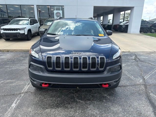 Used 2015 Blue Jeep Trailhawk image 11