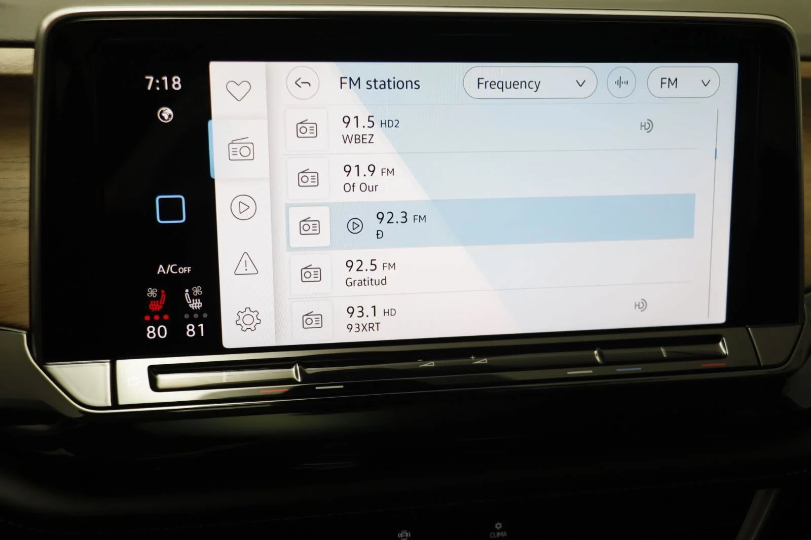 2026 Volkswagen Atlas SE w/Tech - Photo 9
