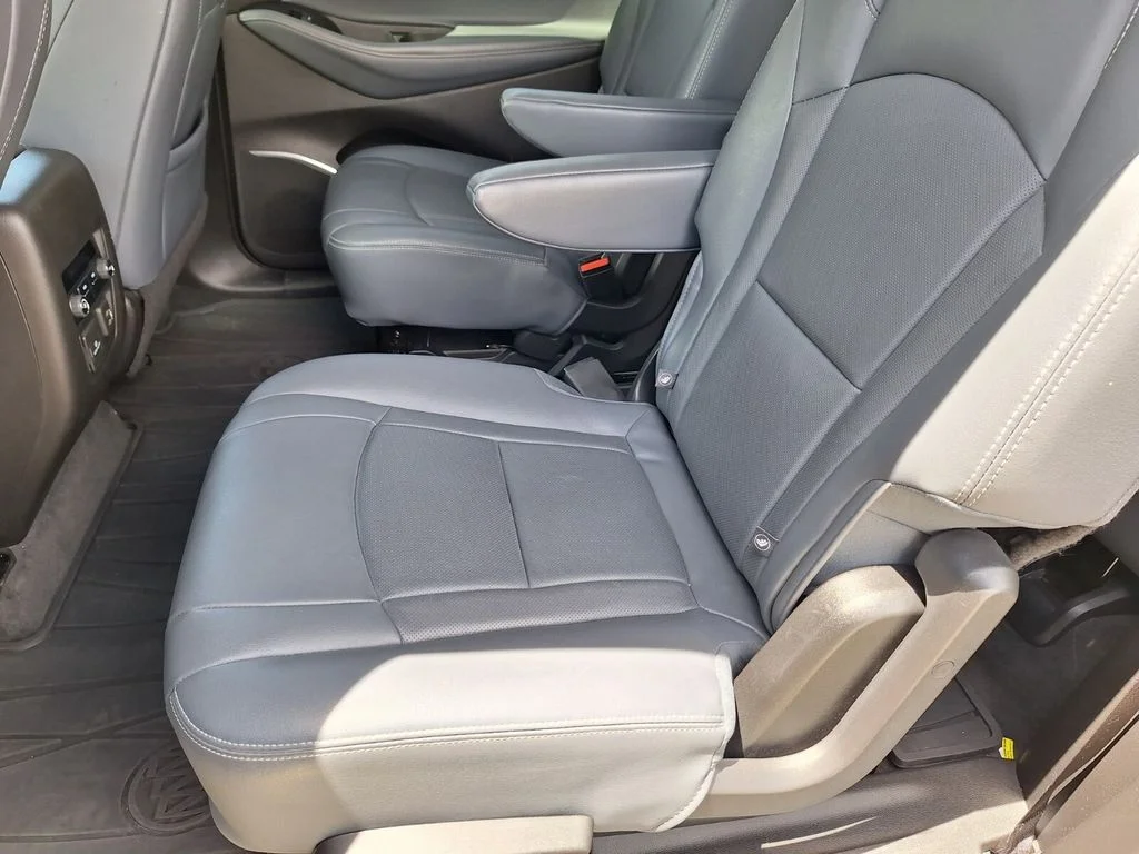 Used 2021 Black Buick Essence image 23