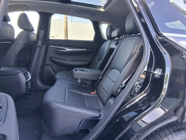 Used 2025 Black INFINITI LUXE image 22
