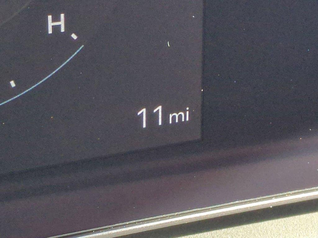 New 2026 Black Hyundai SEL Premium FWD image 37