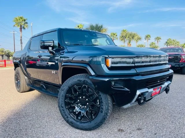 2026 GMC Hummer EV 2X's photo