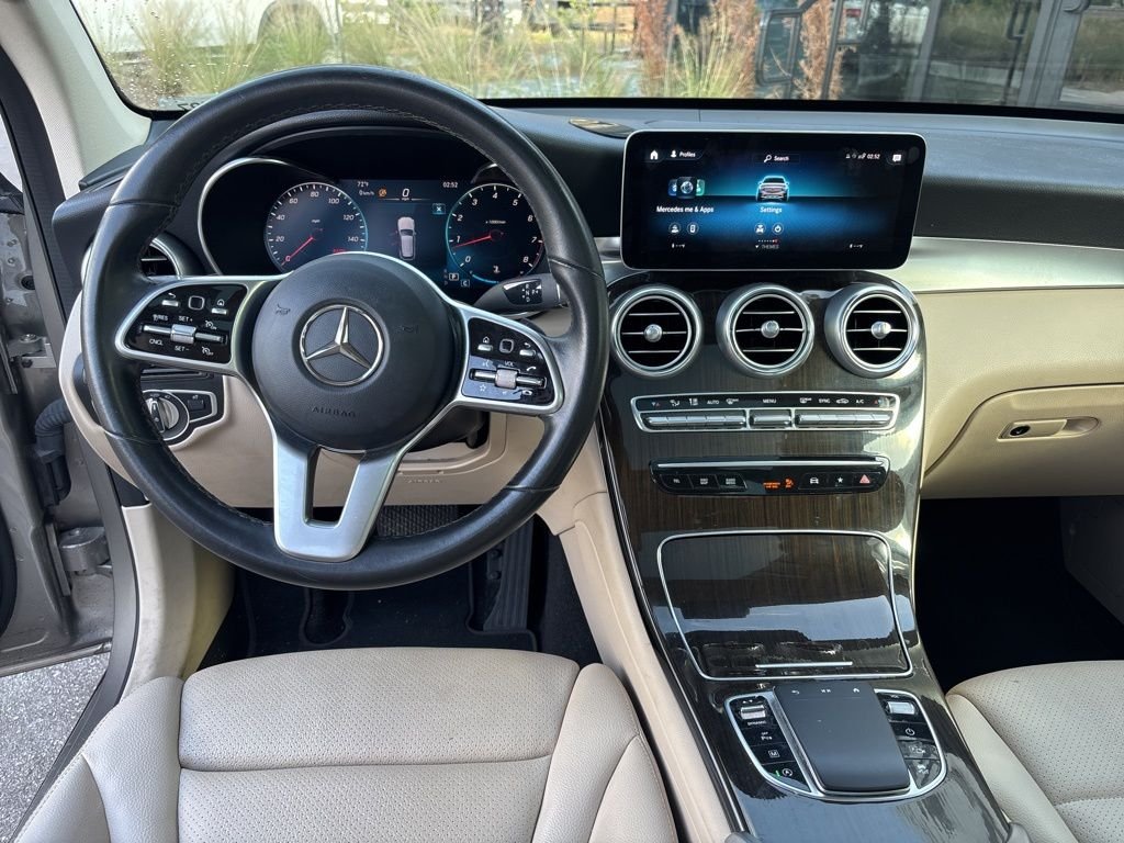 Used 2022 Mojave Silver Metallic Mercedes-Benz GLC 300 image 49