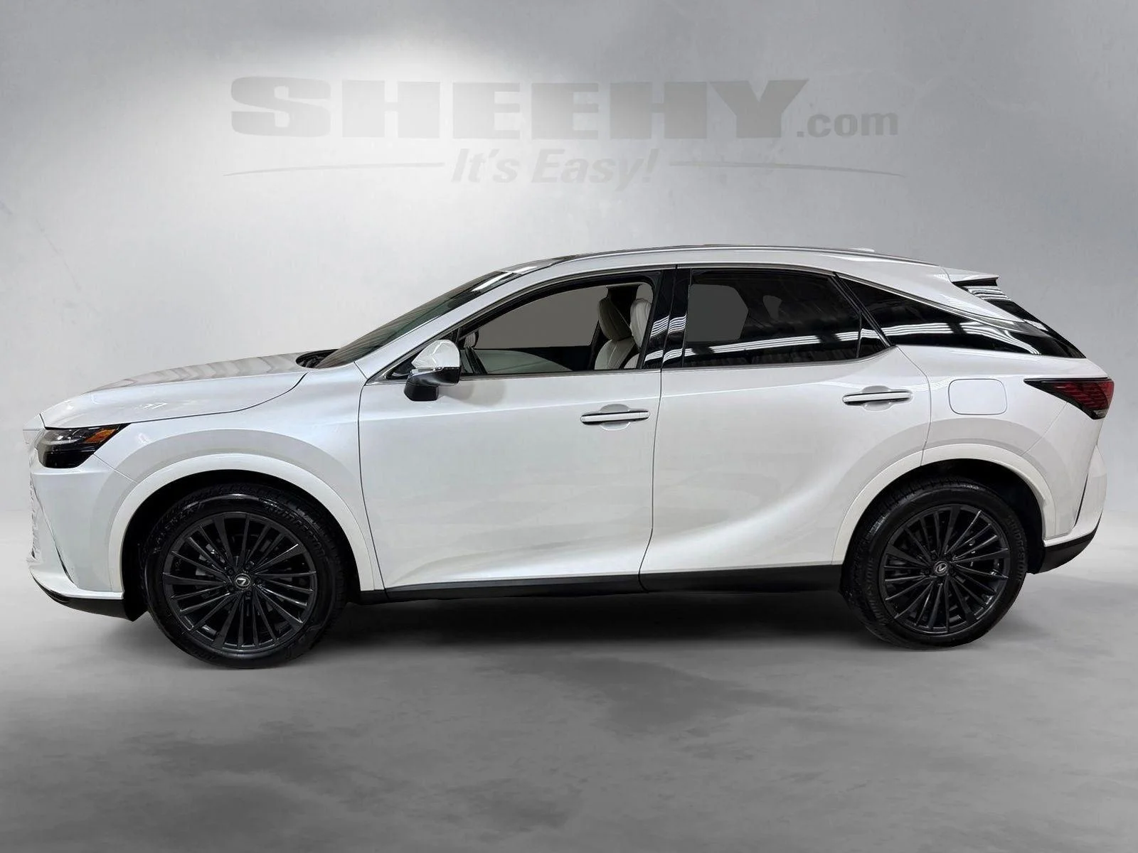 Used 2024 Eminent White Pearl Lexus RX 350 Premium image 16