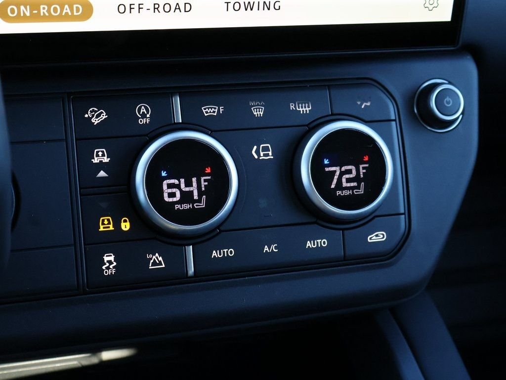 New 2026 Fuji White Land Rover S image 26