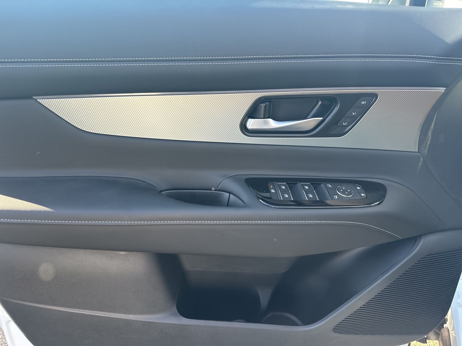 2025 Nissan Murano SL - Photo 10