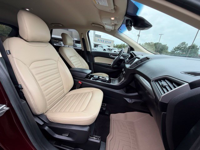 Used 2019 Red Ford SEL image 21