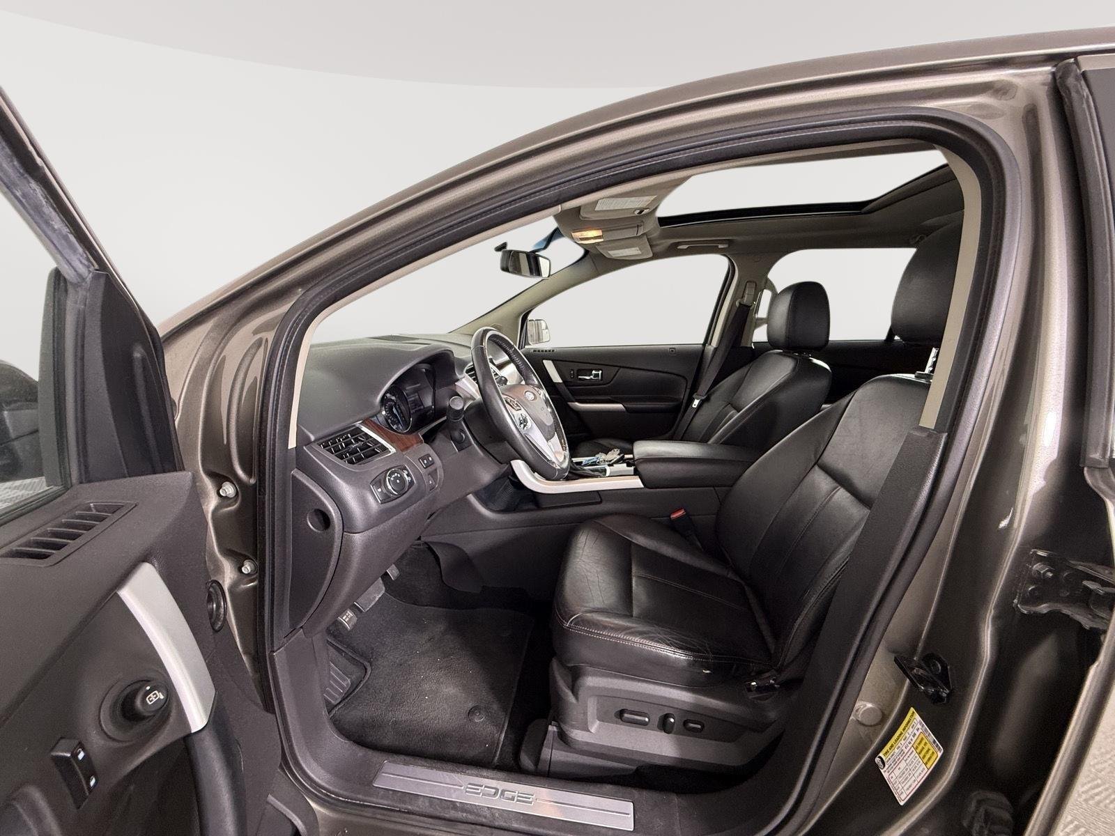 Used 2013 Mineral Grey Metallic Ford Limited image 2