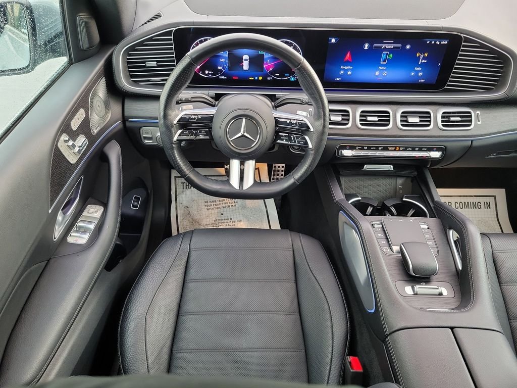 Certified Used 2025 Silver Mercedes-Benz GLS 580 image 19