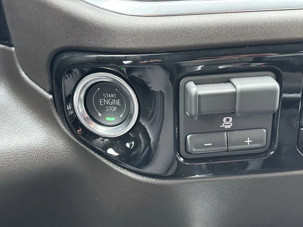 2026 GMC Sierra 1500 SLT - Photo 24