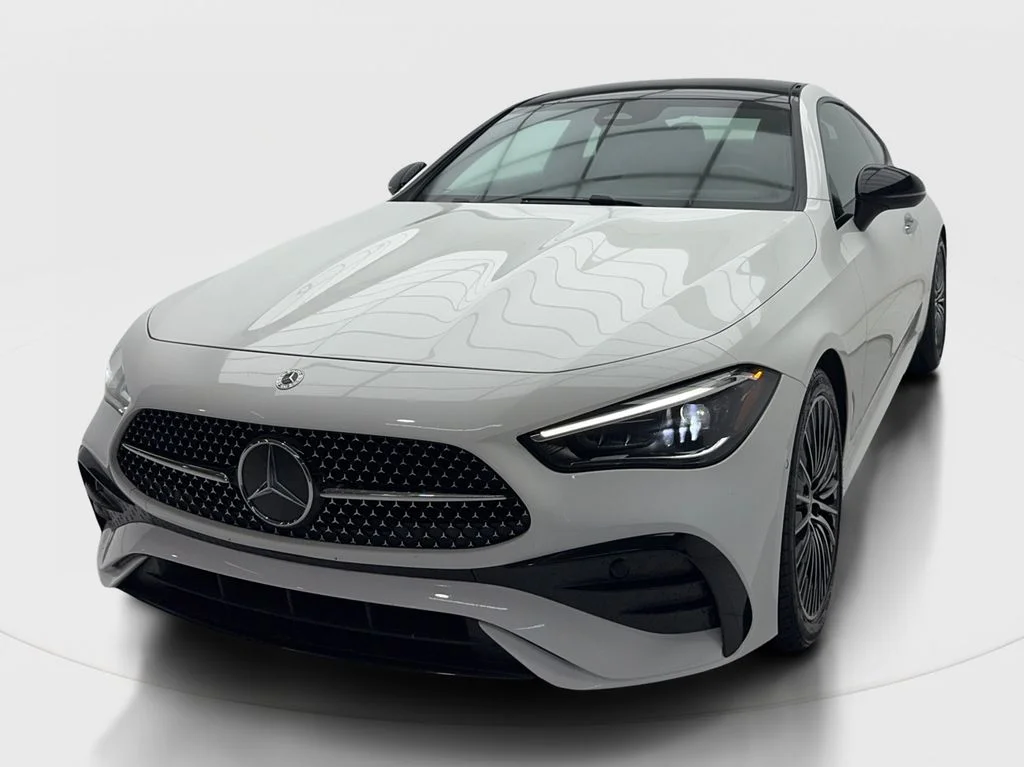 Used 2025 White Mercedes-Benz CLE 300 image 4