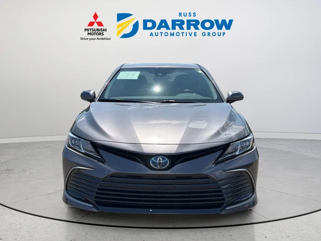 Used 2022 Gray Toyota LE image 8