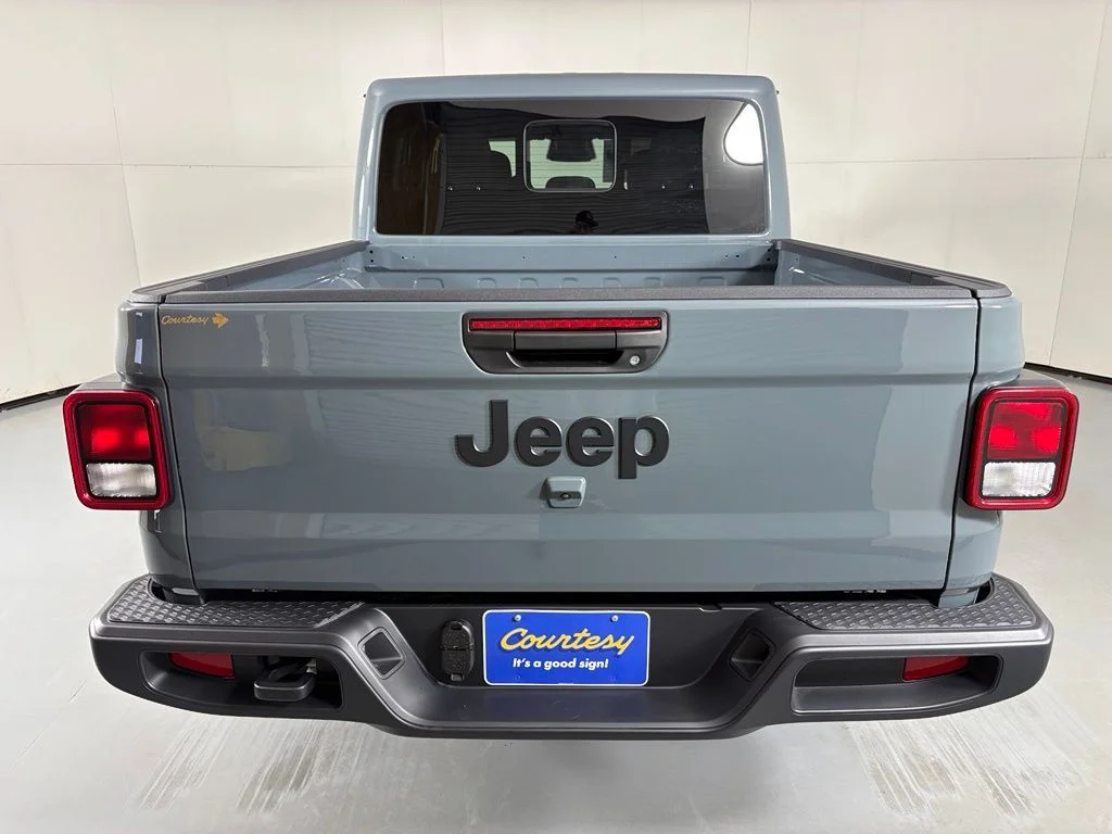 2026 Jeep Gladiator Willys - Photo 7