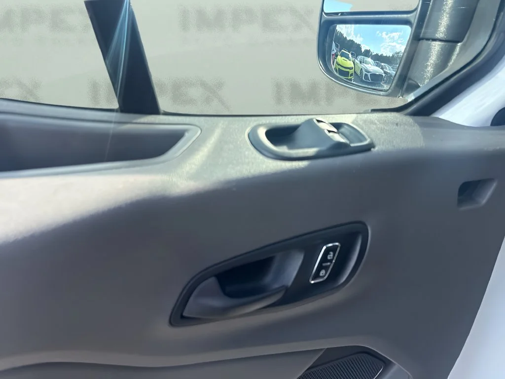 Used 2023 White Ford XL image 22