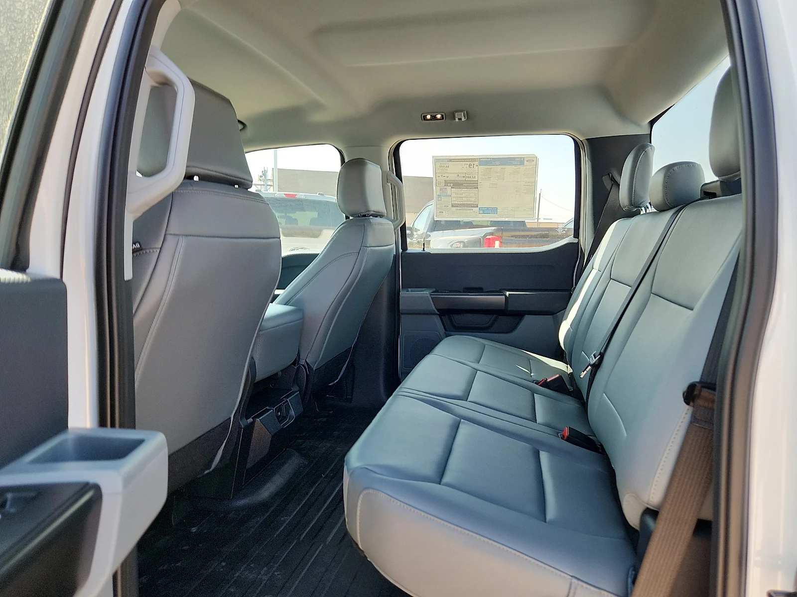 New 2026 Oxford White Ford XL image 18