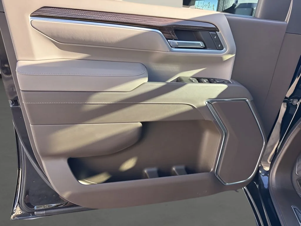 New 2026 Black Chevrolet LT image 10