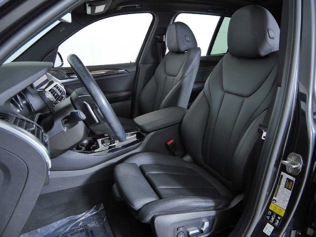 Used 2021 Dark Graphite Metallic BMW xDrive30i image 32