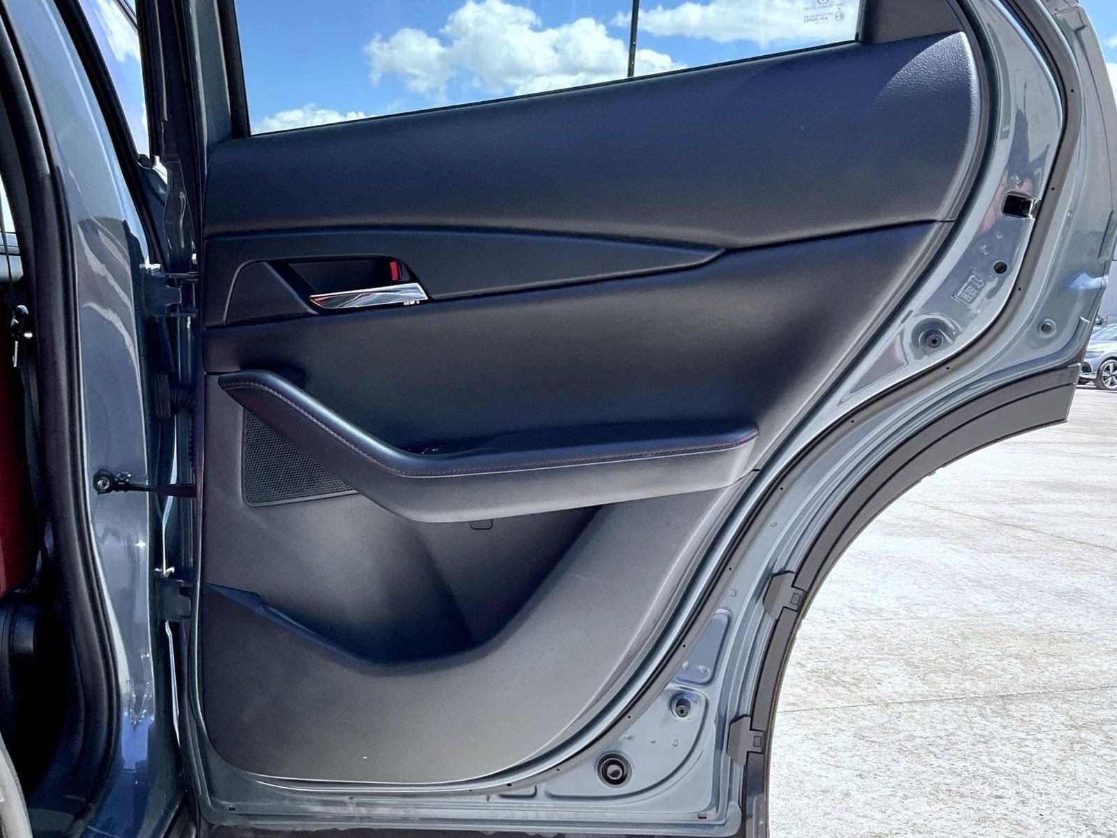 2023 Mazda CX-30 Carbon Edition - Photo 18