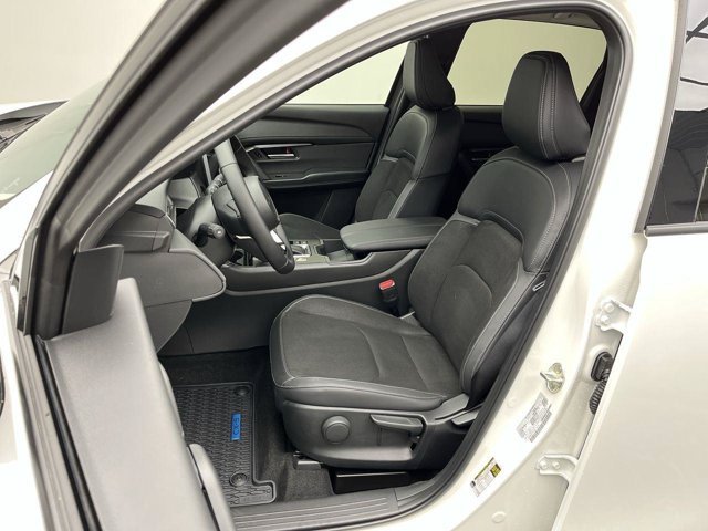 New 2026 Rhodium White Metallic Mazda 2.5 S Select image 9