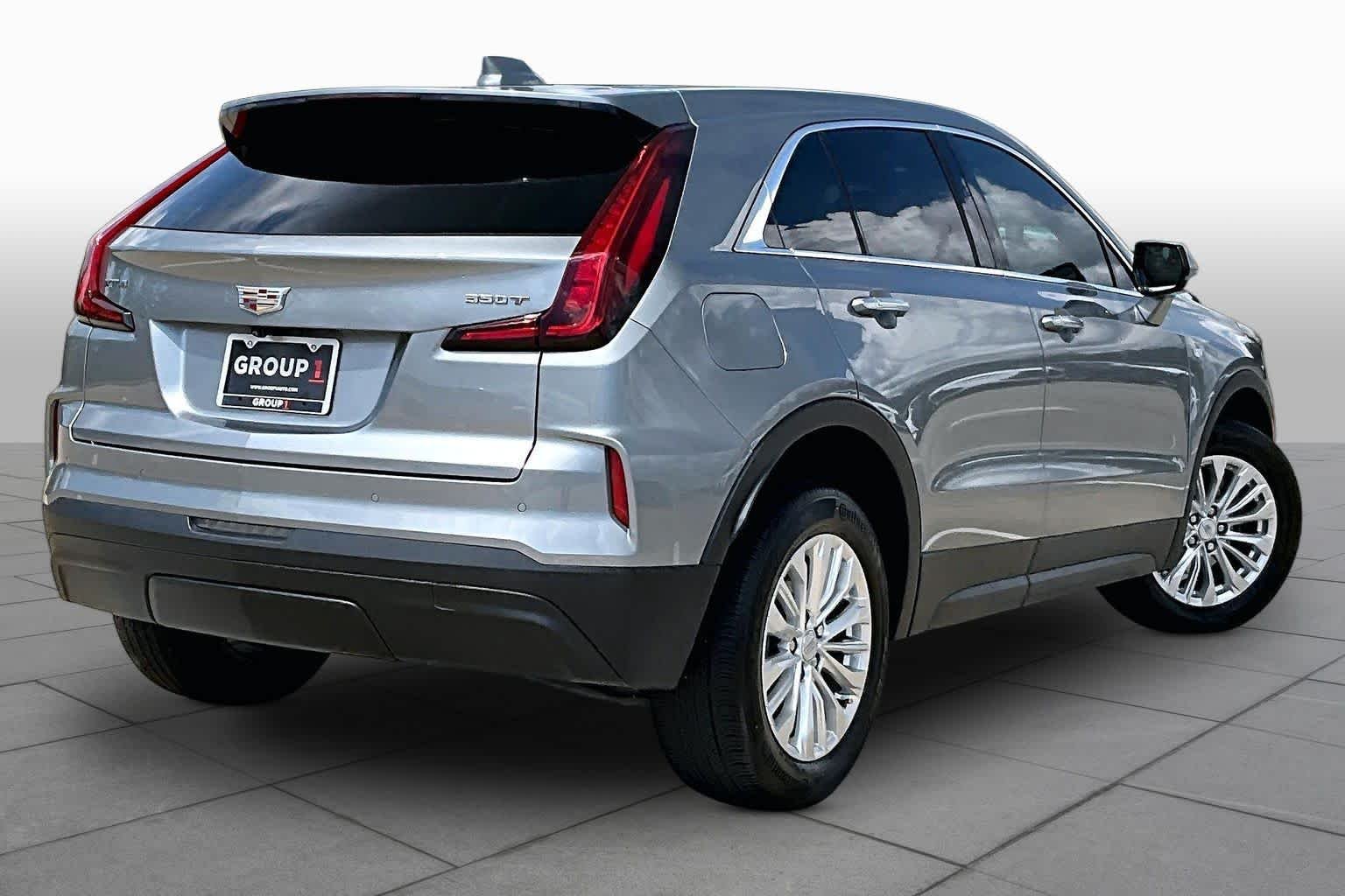 Used 2024 Argent Silver Metallic Cadillac FWD Luxury image 13