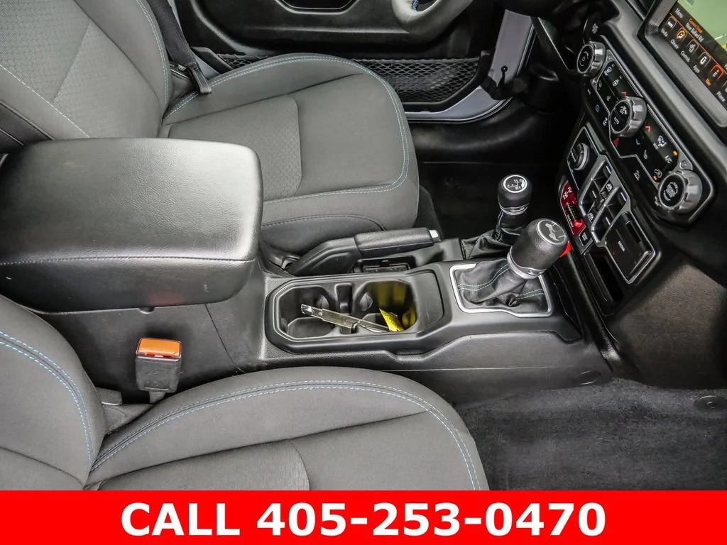 Used 2023 Silver Jeep Rubicon 4x4 image 22