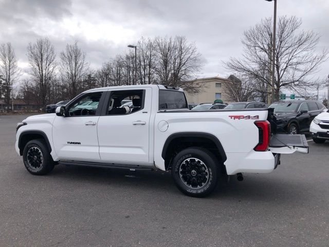 Used 2023 Ice Toyota SR5 image 9