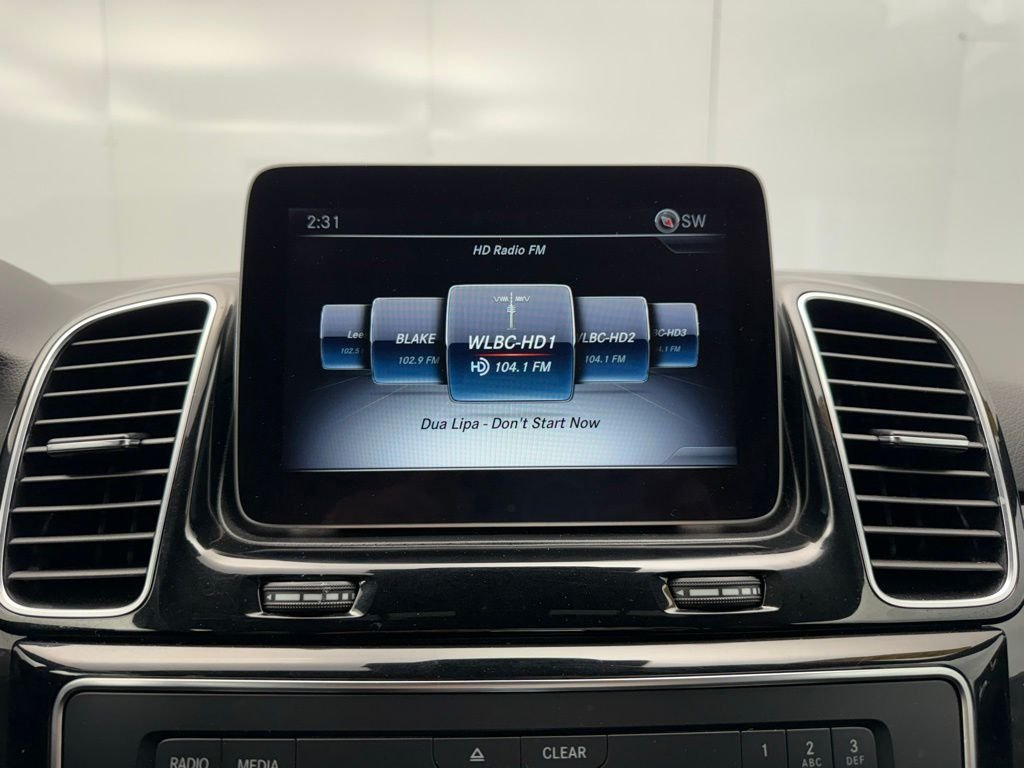 Used 2019 White Mercedes-Benz GLE 400 image 49
