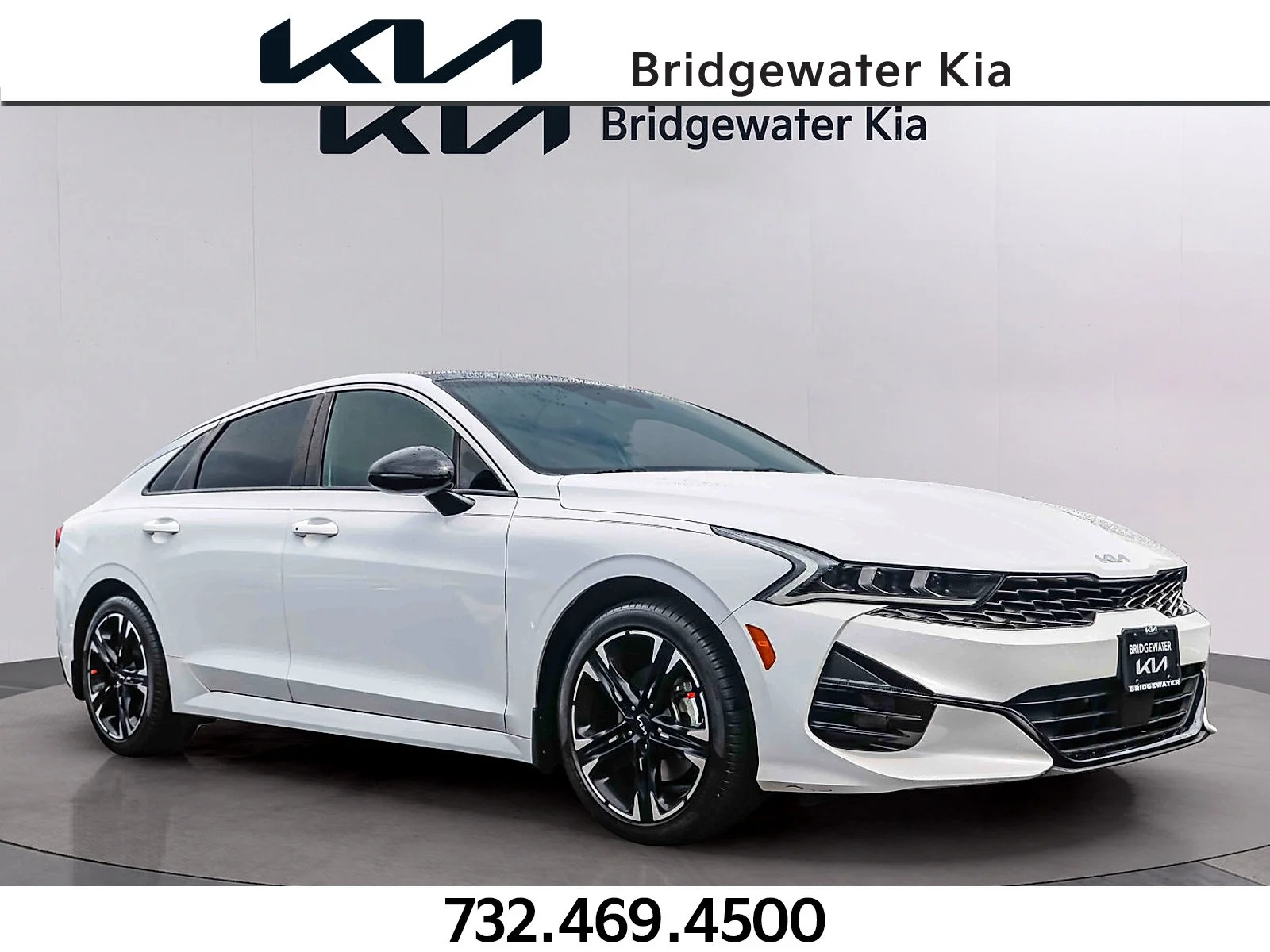 Certified Used 2024 Glacial White Pearl Kia GT-Line image 1