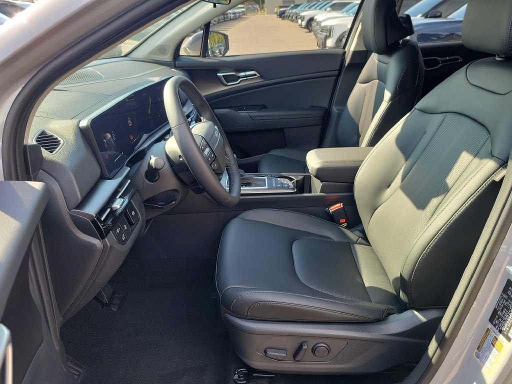 New 2027 Wolf Gray Kia EX image 22