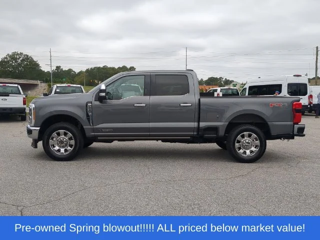 Used 2023 Gray Ford Lariat image 10
