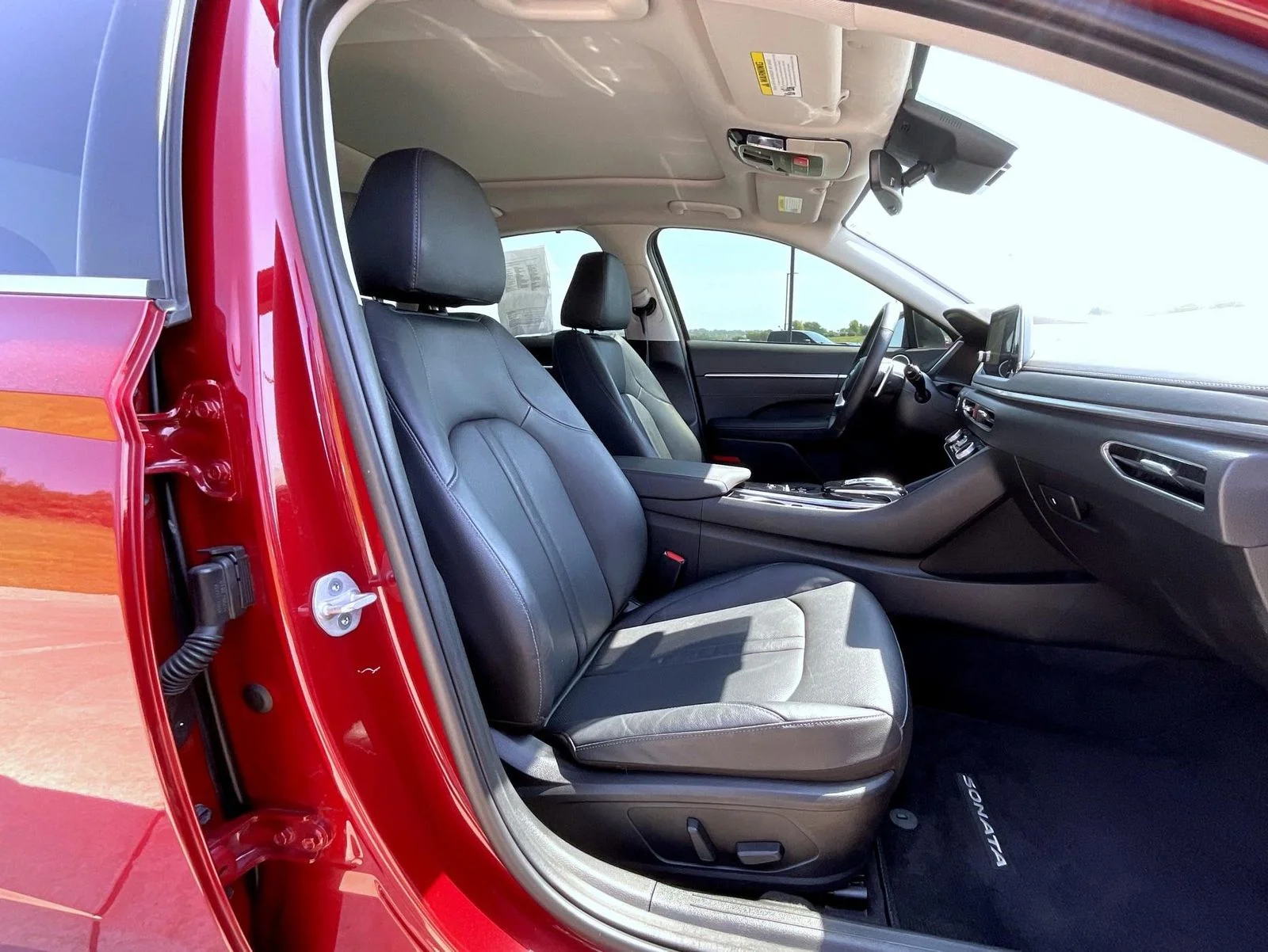Used 2023 Red Hyundai Limited image 16
