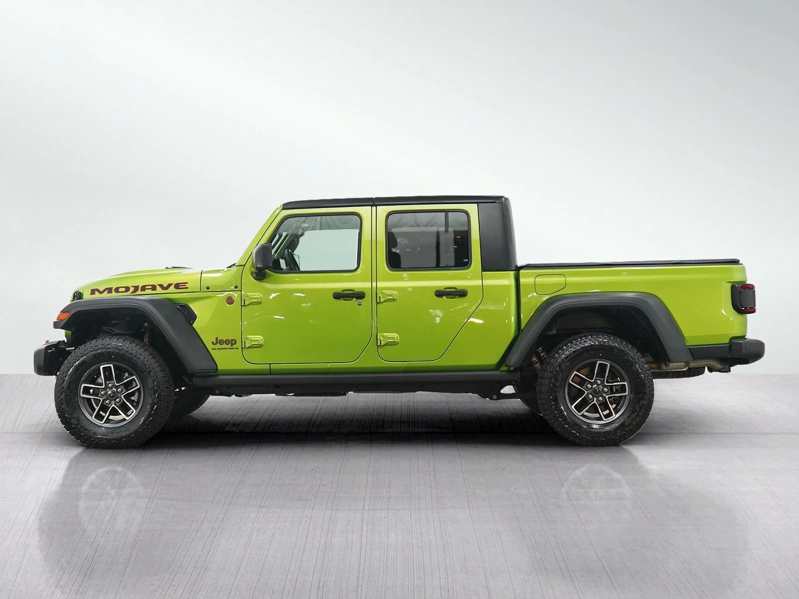 Used 2025 Jeep Gladiator Mojave with VIN 1C6RJTEG2SL518356 for sale in Hopkins, Minnesota