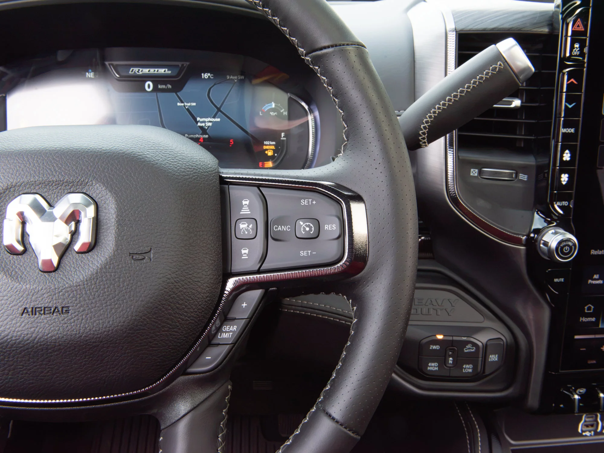 New 2027 Red RAM Rebel* Crew Cab 4x4, Sunroof, Locking Rear Diff, Passenger Screen, Towing Tech Group image 19