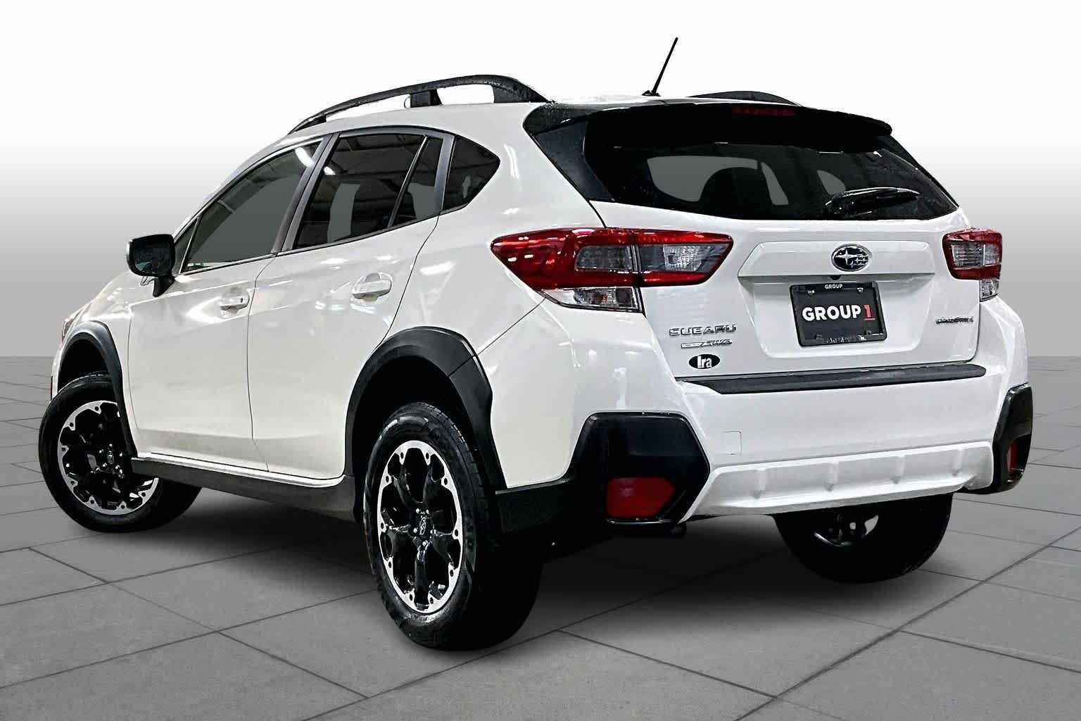 Used 2021 Crystal White Pearl Subaru  image 12