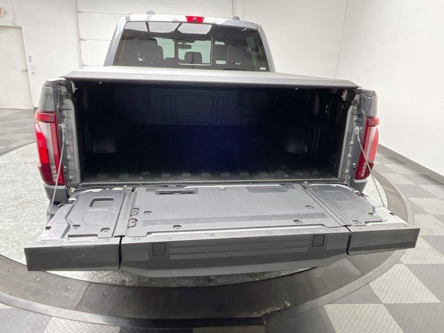 Used 2024 Carbonized Gray Metallic Ford Platinum image 34