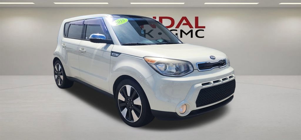 Used 2015 Kia Soul Base with VIN KNDJX3A53F7217960 for sale in D'Iberville, MS