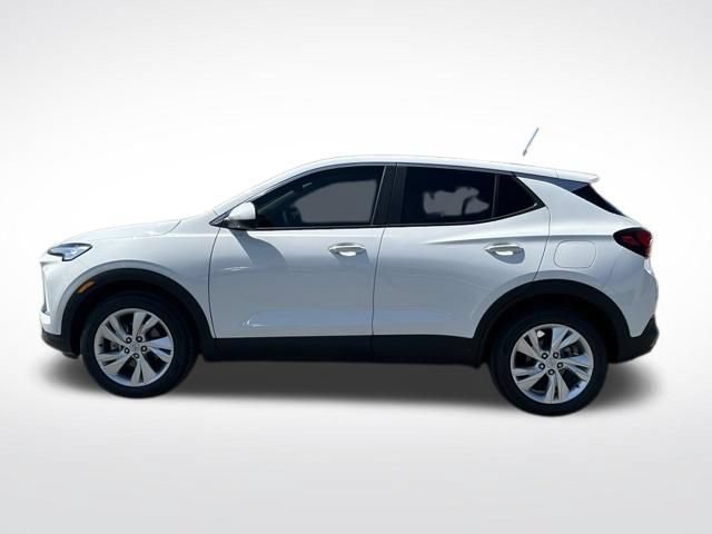 New 2026 Summit White Buick Preferred image 3