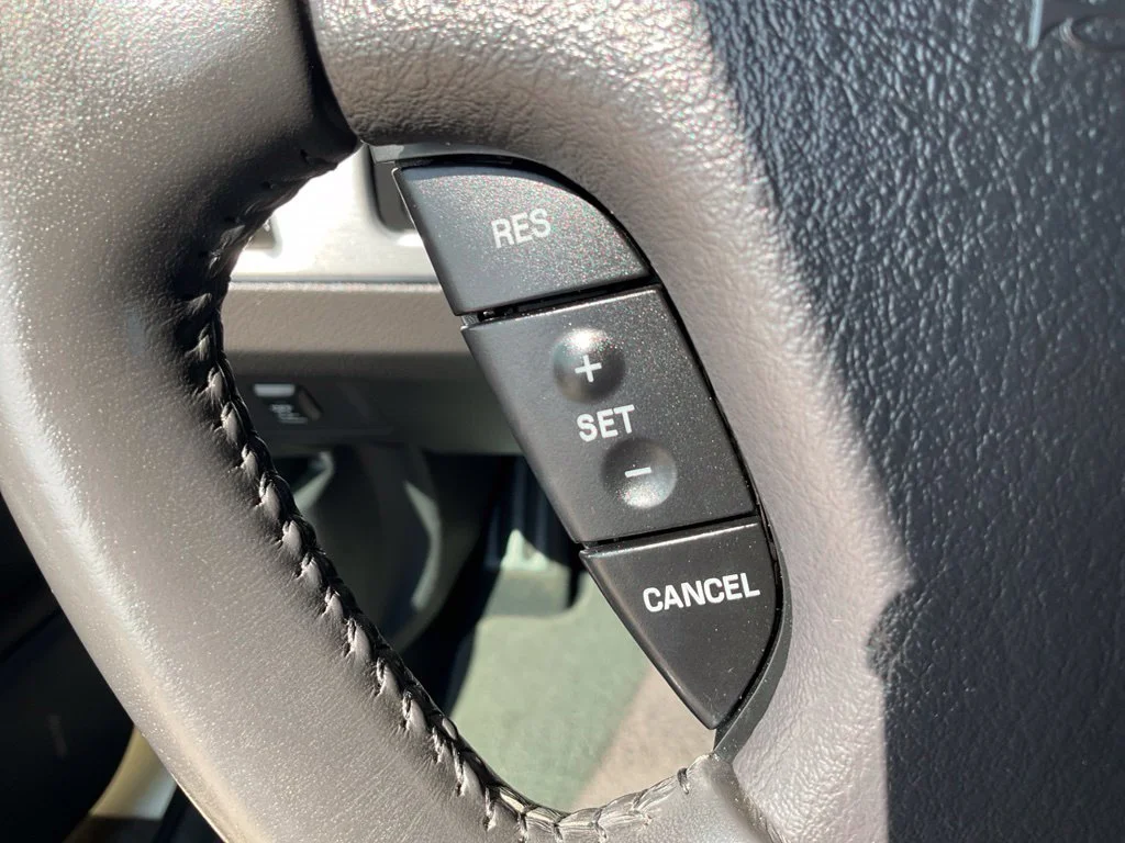 Used 2002 White Ford Base image 10
