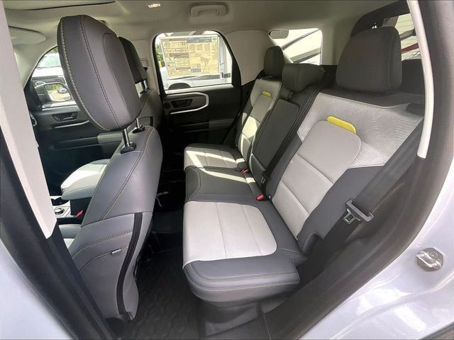 New 2026 Space White Metallic Ford Badlands image 26
