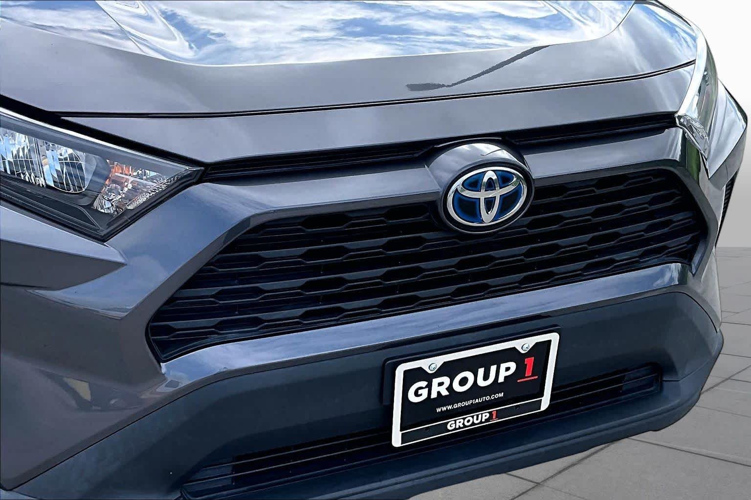Used 2022 Magnetic Gray Metallic Toyota Hybrid LE image 29