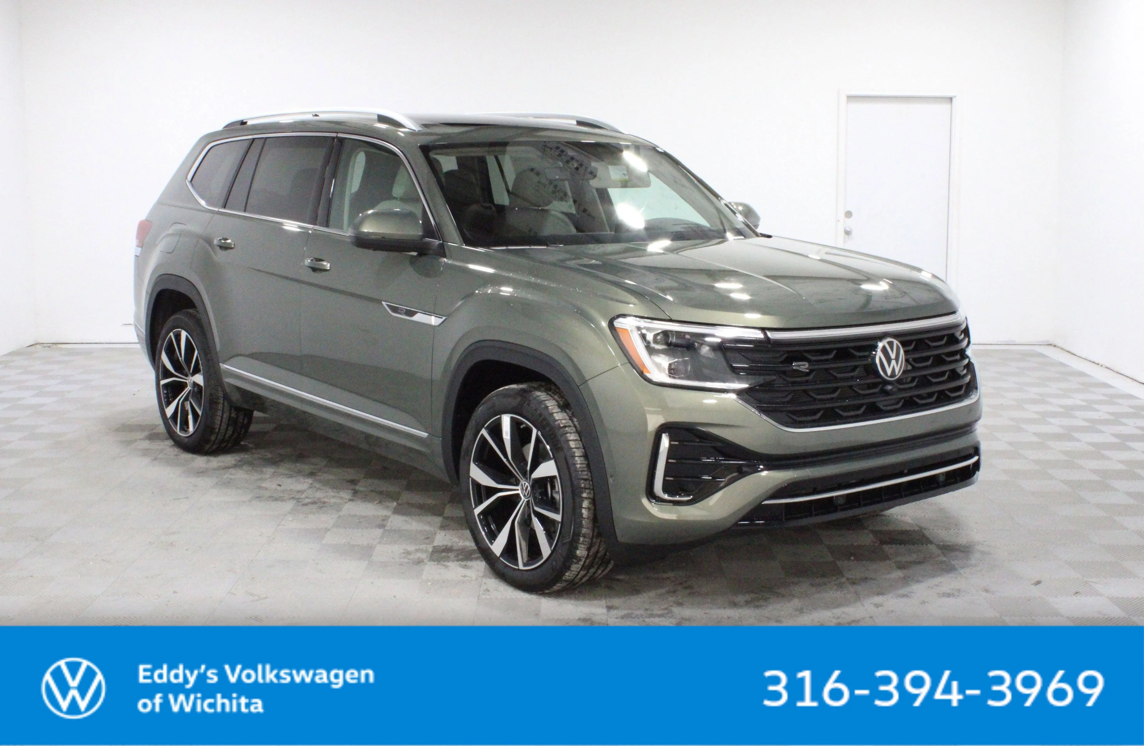 2026 Volkswagen Atlas 2.0T SEL Premium R-Line 4MOTION's photo