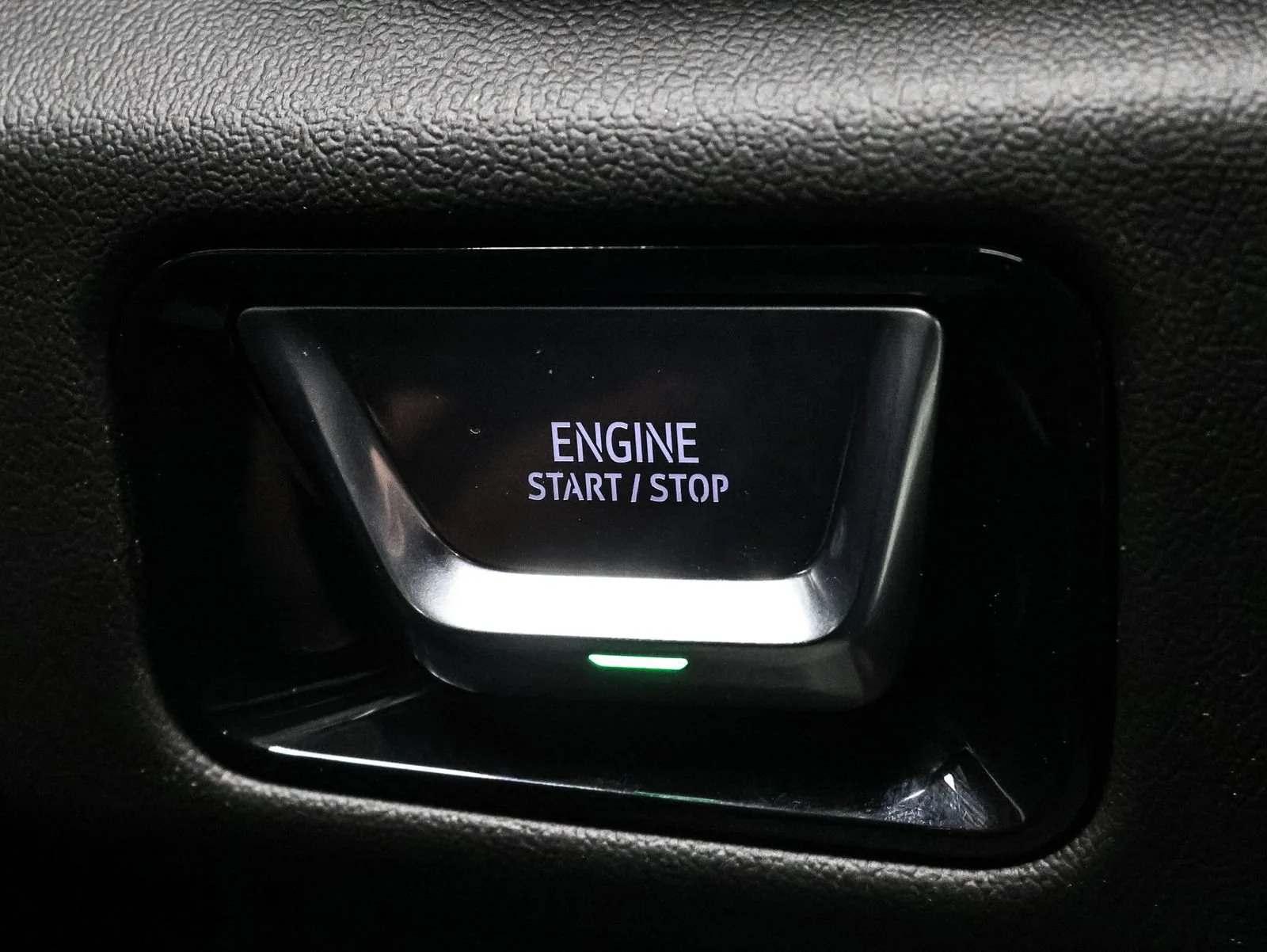 2026 GMC Yukon XL Denali - Photo 40