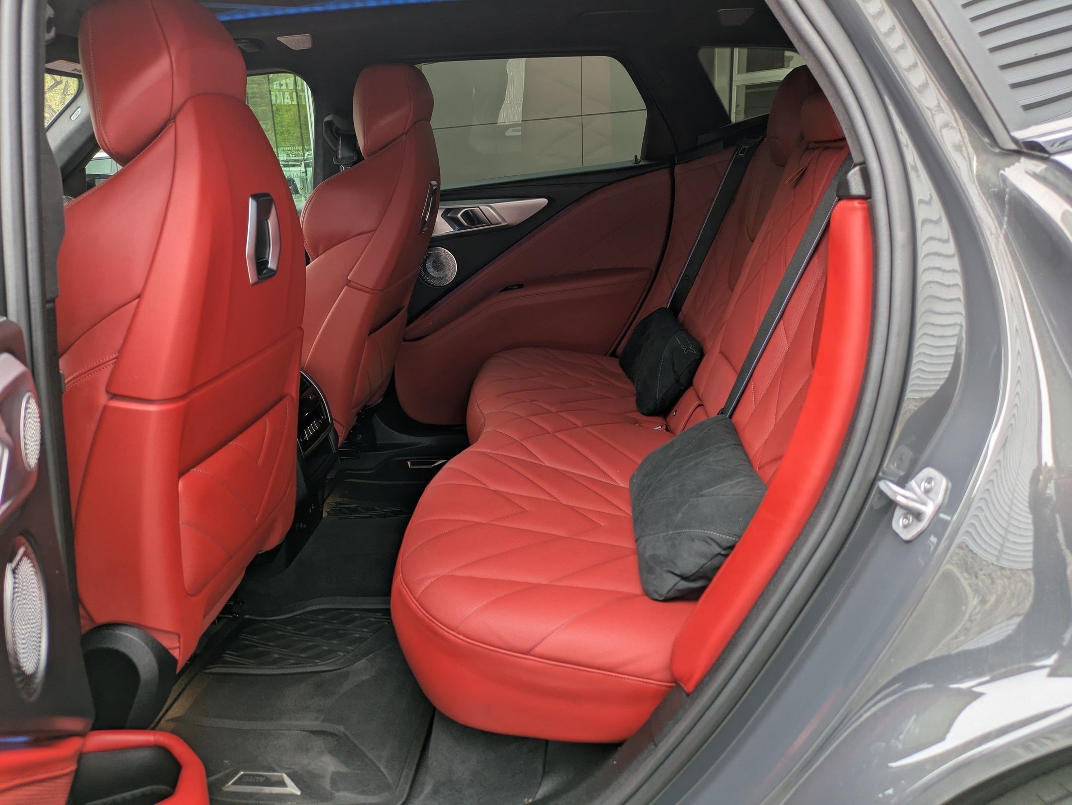 2025 BMW XM Base - Photo 24