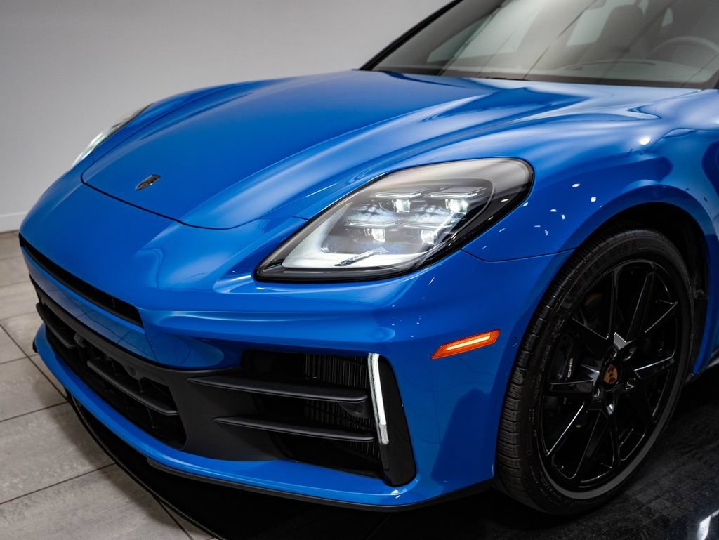Used 2025 Lugano Blue Porsche 4 image 16