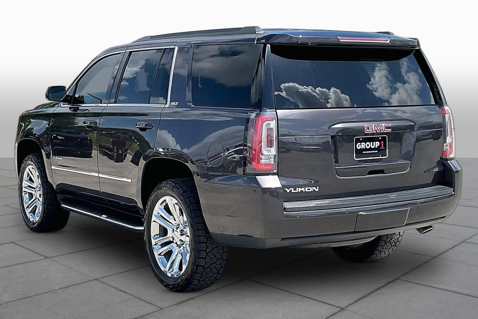 Used 2018 Iridium Metallic GMC SLT image 12