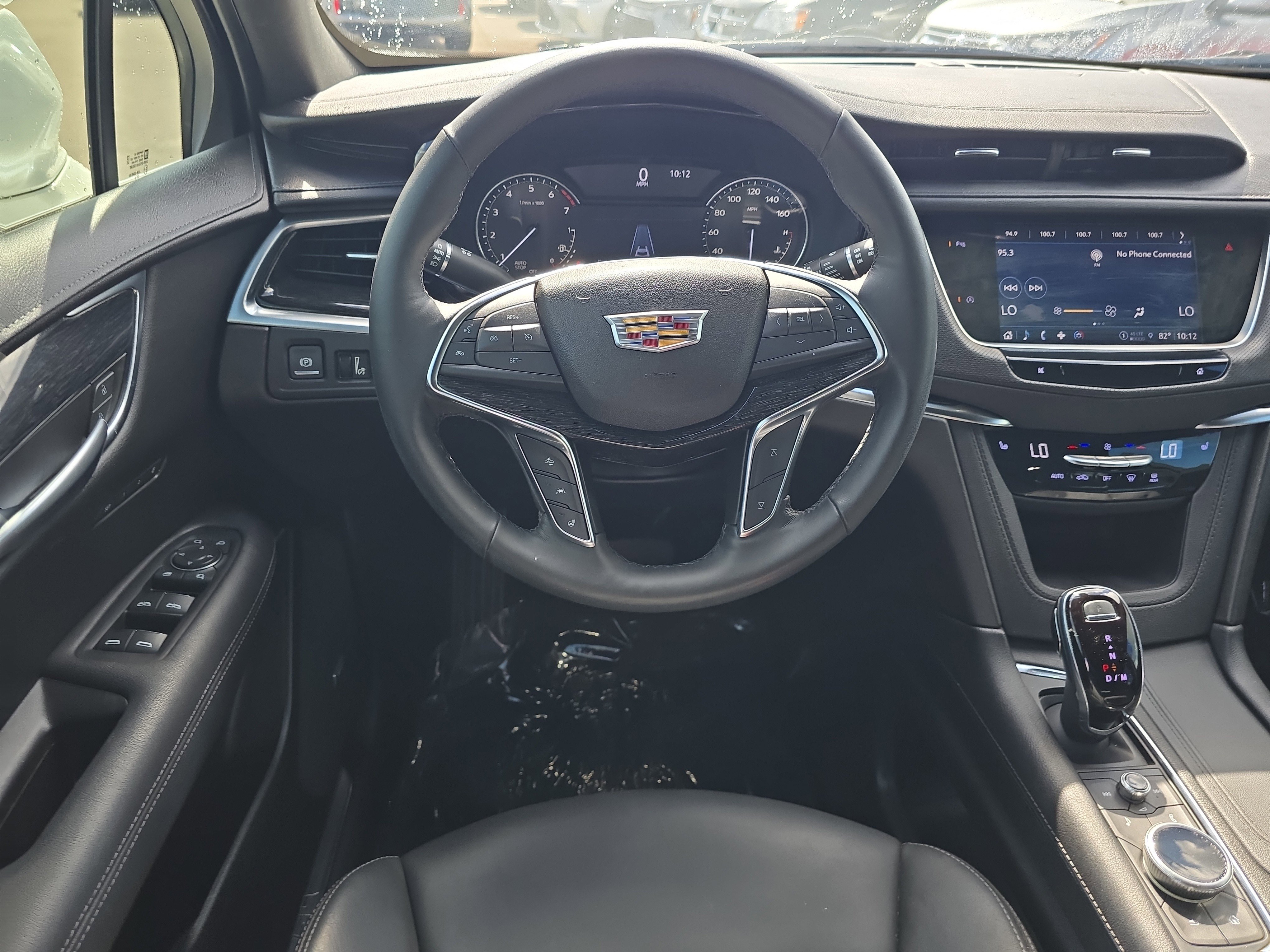 Used 2022 Crystal White Tricoat Cadillac FWD Premium Luxury image 14