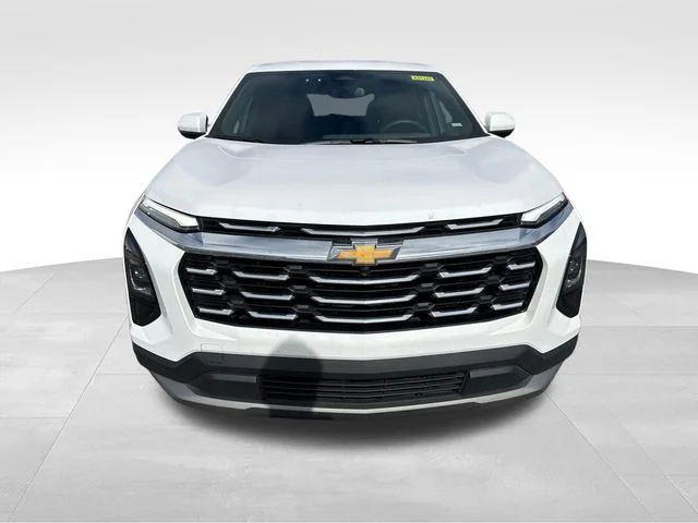 Used 2026 Summit White Chevrolet LT image 10